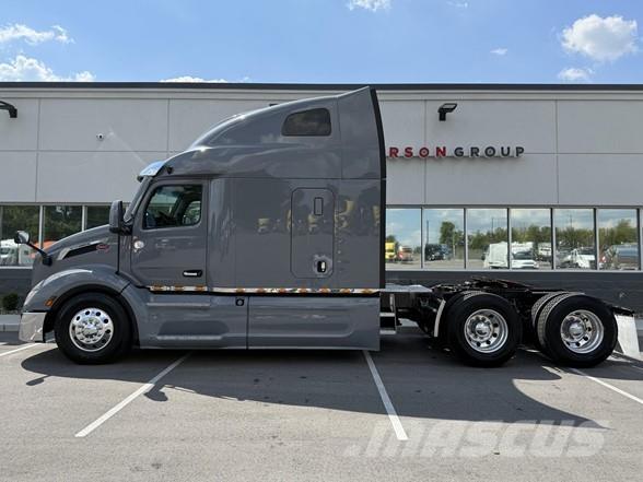 Peterbilt 579 Tractor Units