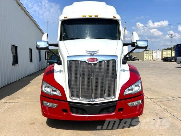 Peterbilt 579 Tractor Units