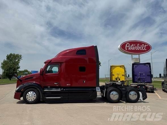 Peterbilt 579 Tractor Units