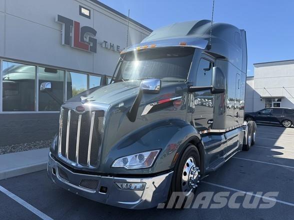 Peterbilt 579 Tractor Units