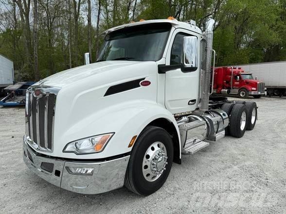 Peterbilt 579 Tractor Units