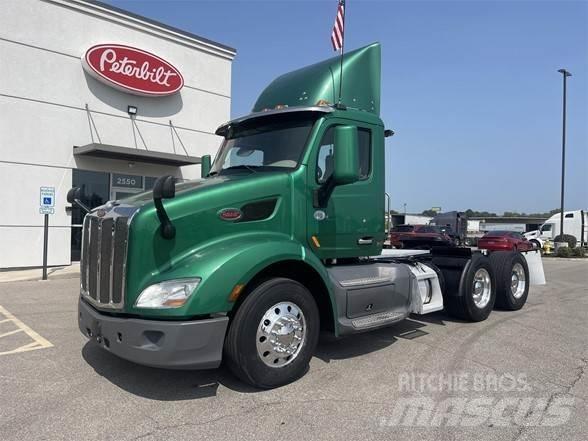 Peterbilt 579 Tractor Units
