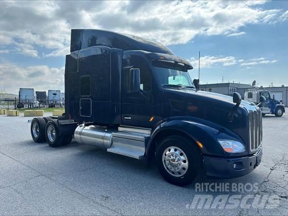 Peterbilt 579 Tractor Units