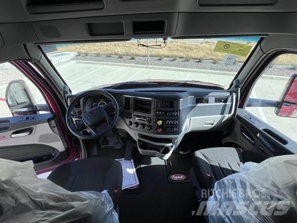 Peterbilt 579 Tractor Units