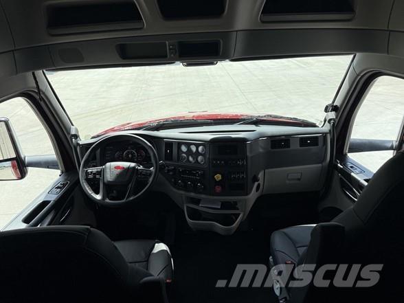 Peterbilt 579 Tractor Units