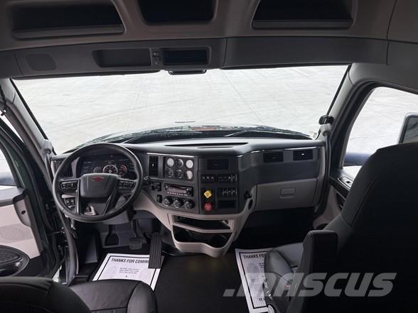 Peterbilt 579 Tractor Units