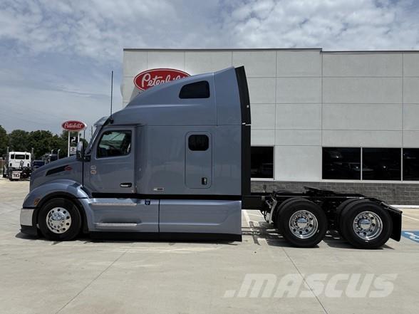 Peterbilt 579 Tractor Units