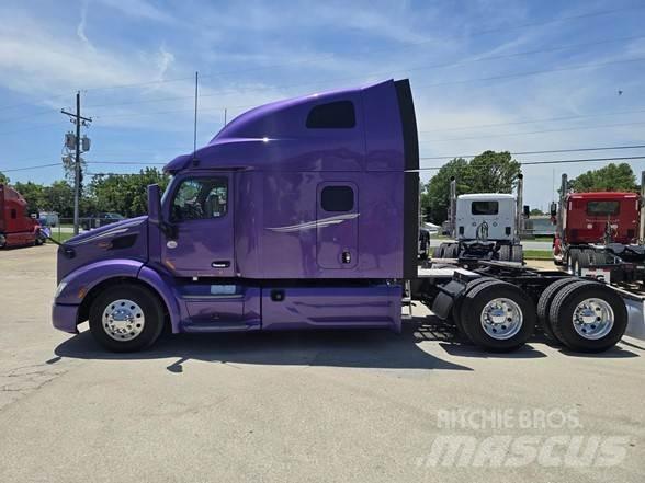 Peterbilt 579 Tractor Units