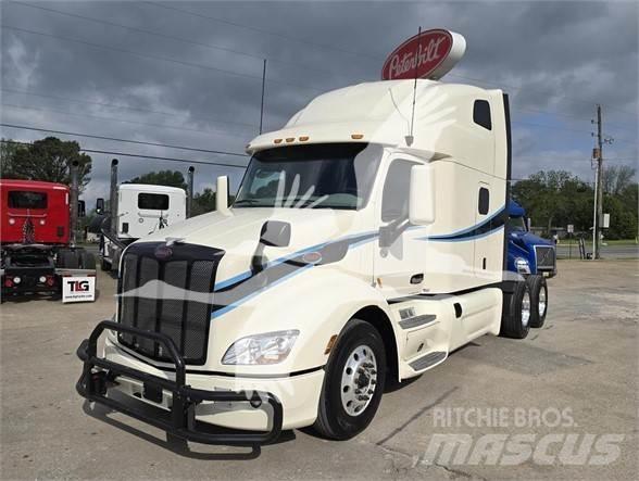 Peterbilt 579 Tractor Units