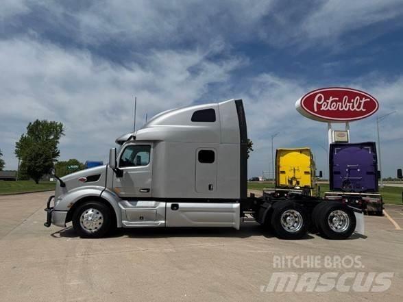 Peterbilt 579 Tractor Units