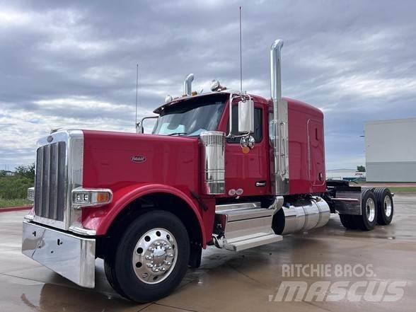 Peterbilt 589 Tractor Units
