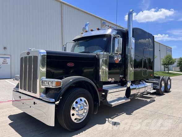 Peterbilt 589 Tractor Units