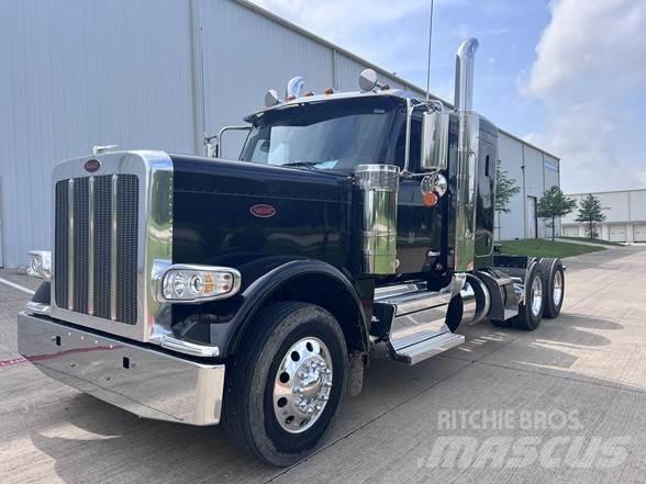 Peterbilt 589 Tractor Units