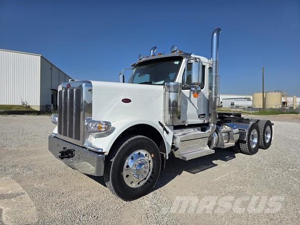 Peterbilt 589 Tractor Units