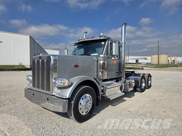 Peterbilt 589 Tractor Units