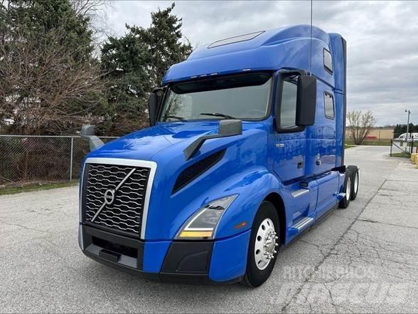 Volvo VNL64T860 Tractor Units