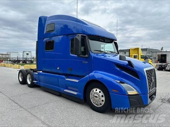 Volvo VNL64T860 Tractor Units