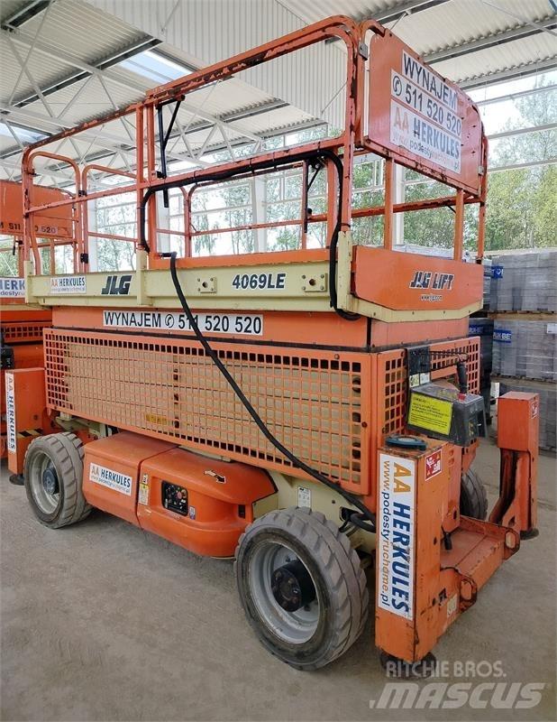 JLG 4069 Scissor lifts