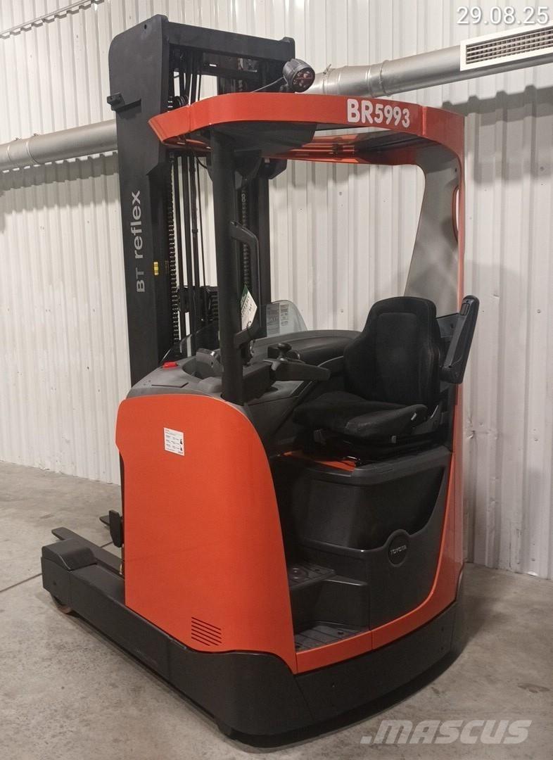 BT RRE140H Reach trucks
