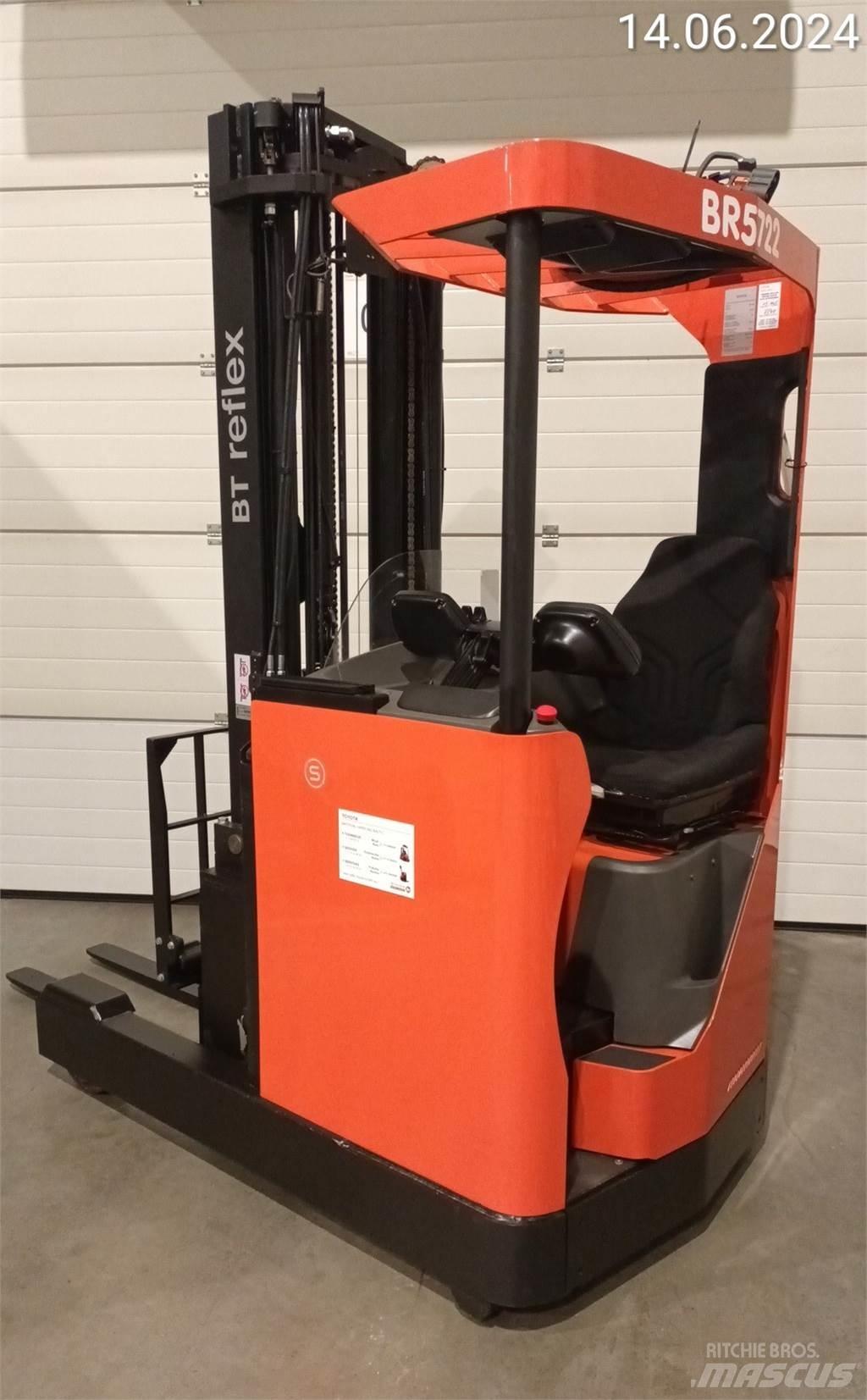 BT RRE160M Reach trucks