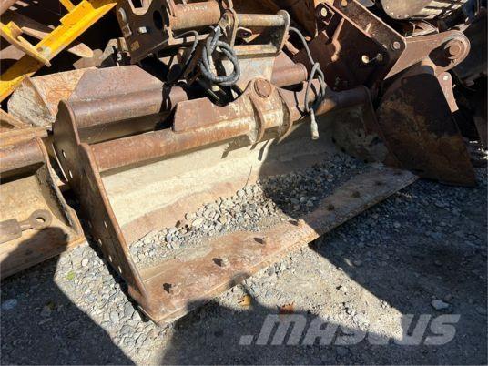  Godet inclinable S60 Buckets