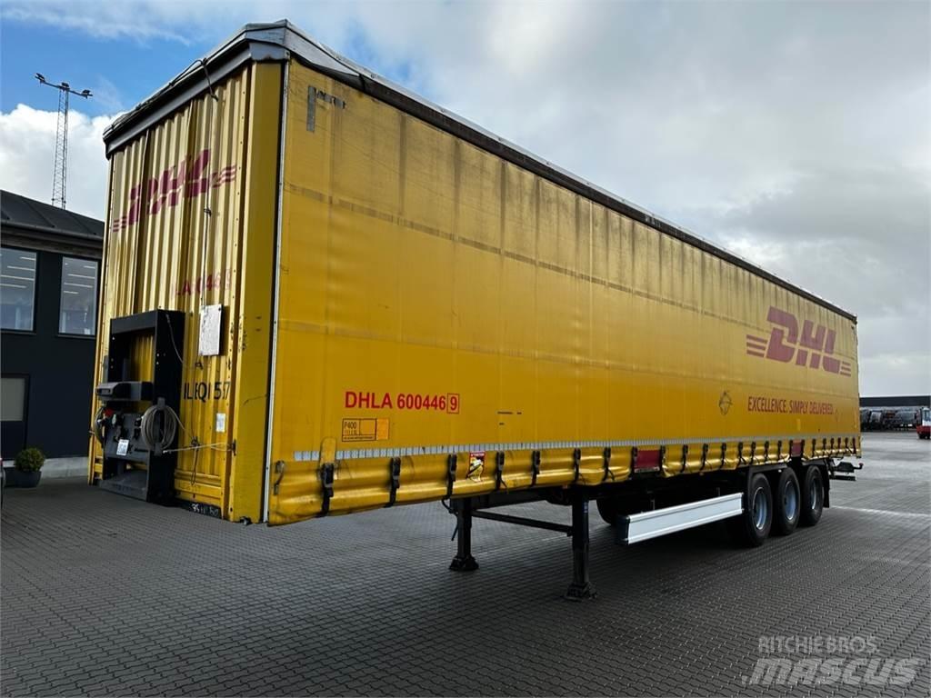 Kässbohrer , Curtainsider semi-trailers