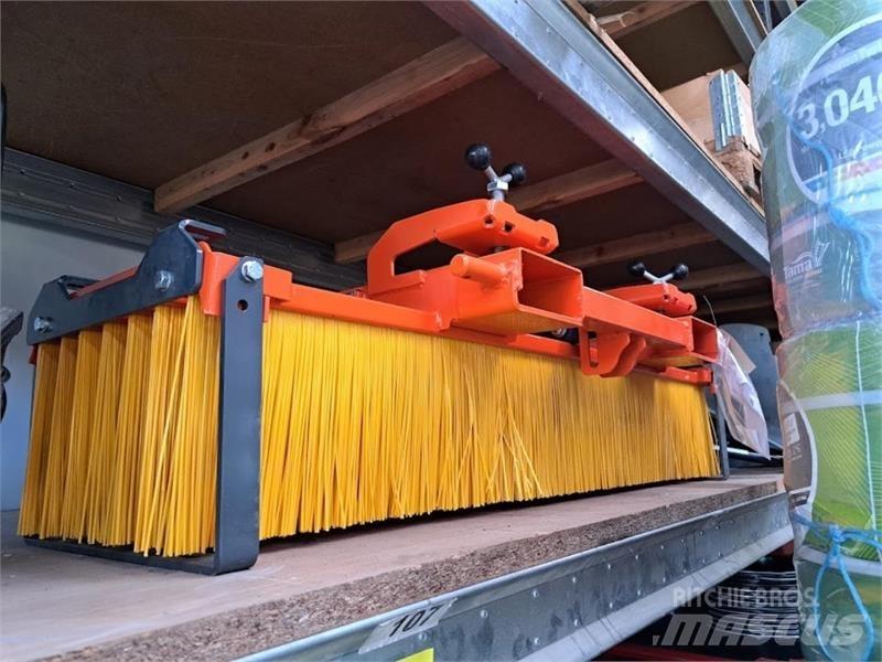  - - - ZL150 Other tractor accessories