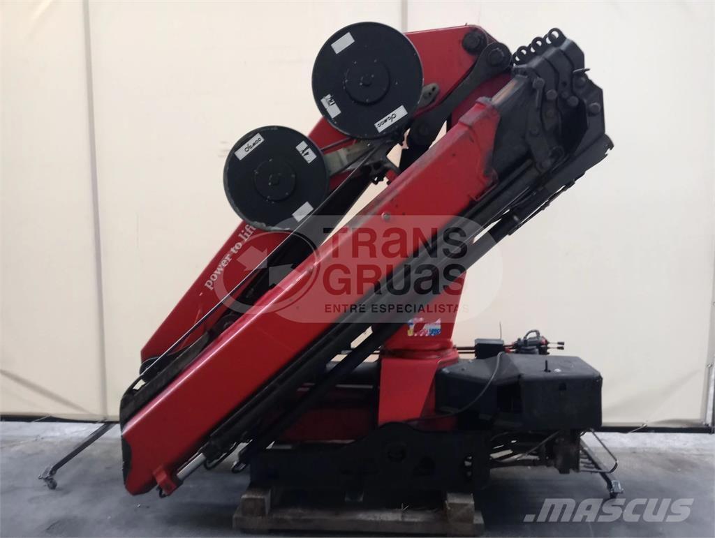 HMF 2120 K4 Loader cranes
