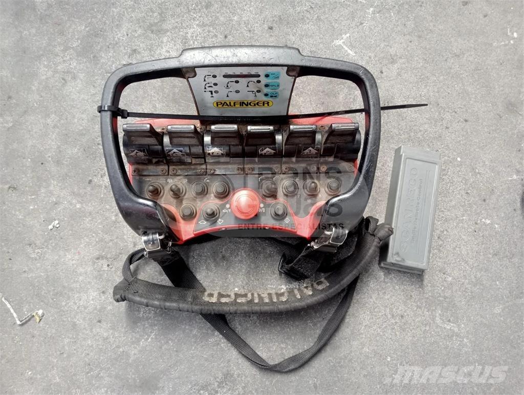 Palfinger PK 20002 Loader cranes