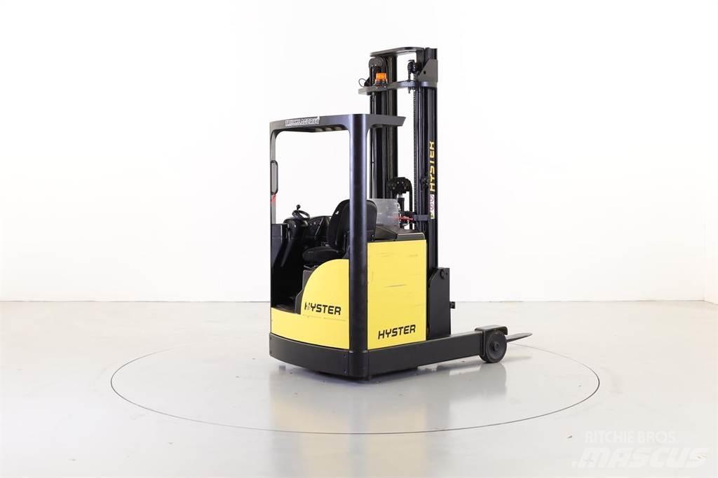Yale MR16 Reach trucks