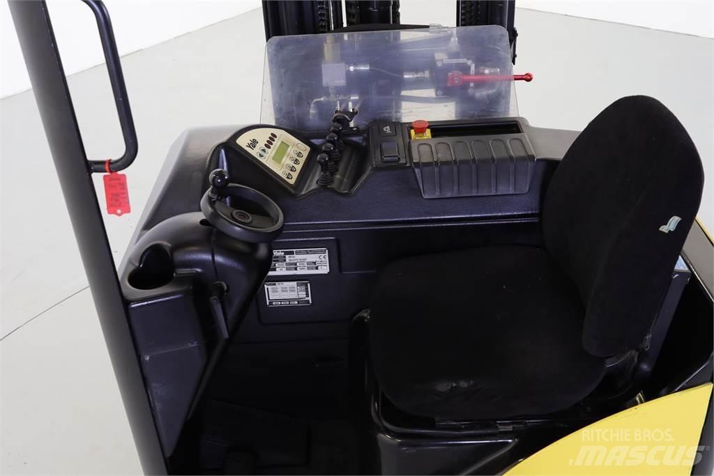 Yale MR16 Reach trucks