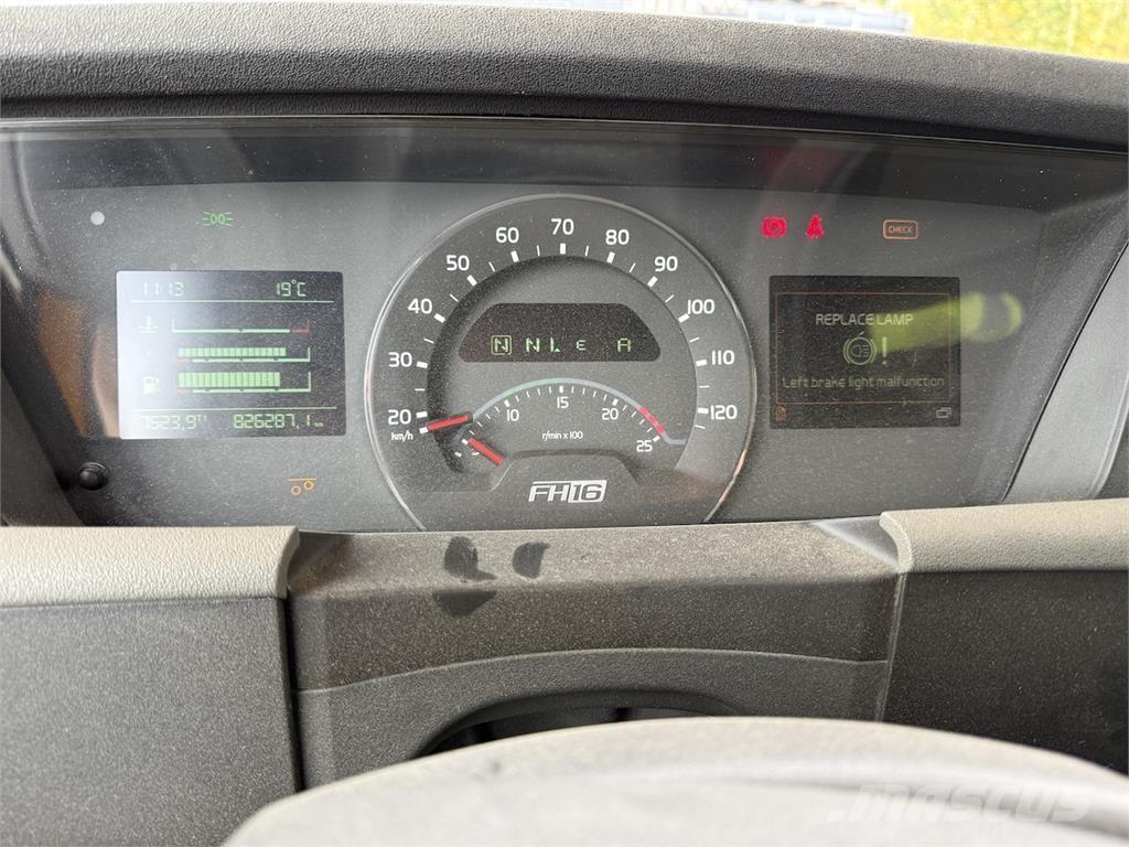 Volvo FH16 750hk Cable lift demountable trucks