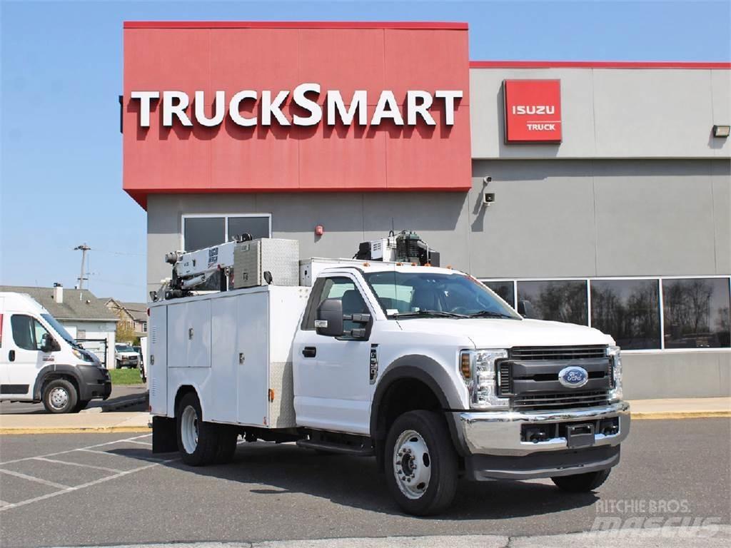Ford F550 Recovery vehicles