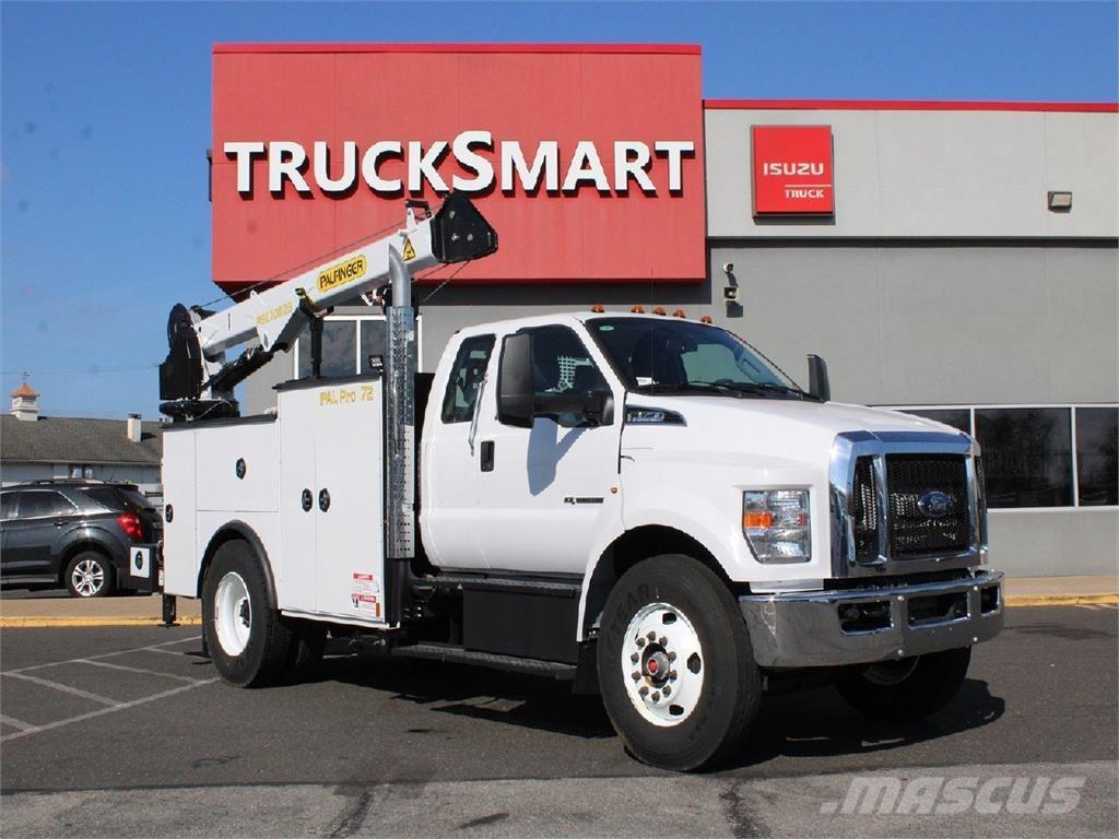 Ford F750 Crane trucks
