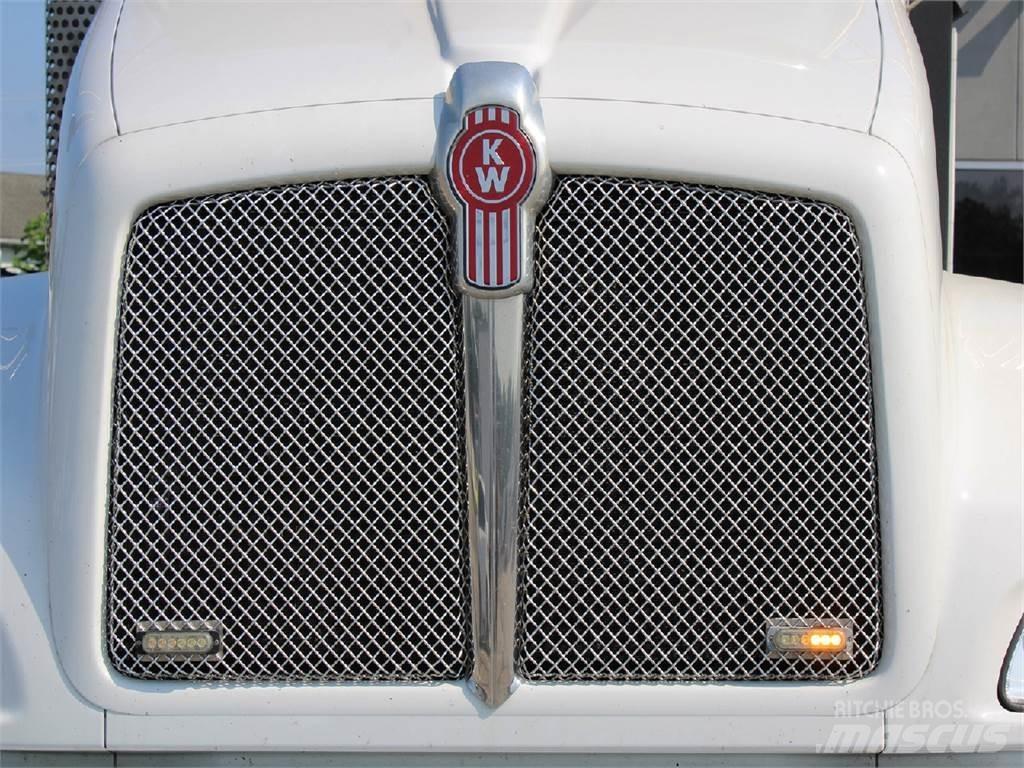 Kenworth T370 Crane trucks