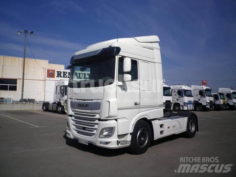 DAF XF530FT Tractor Units