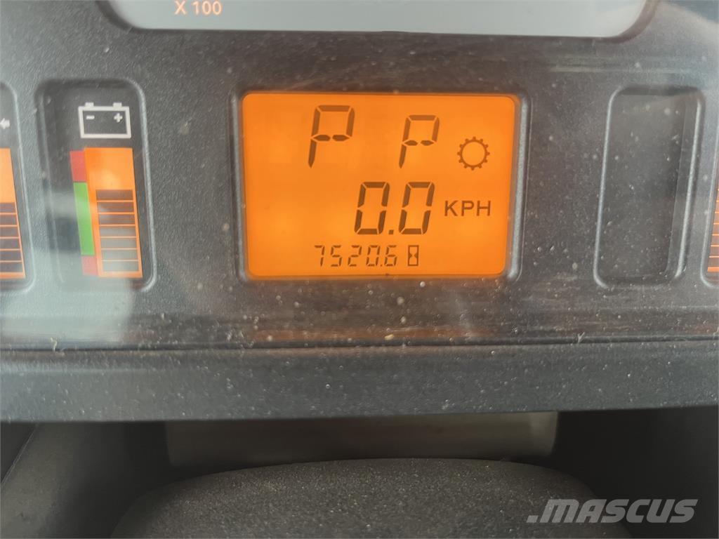 Challenger MT775E Tractors