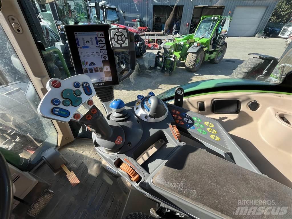 Fendt 718 Tractors