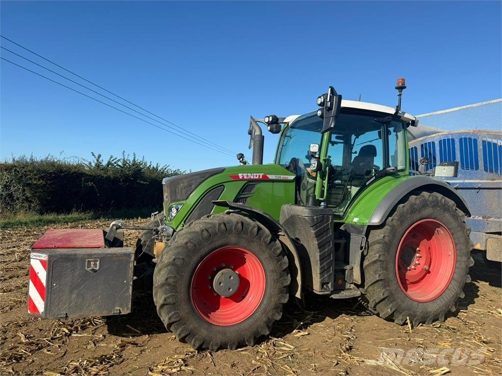Fendt 724 Tractors