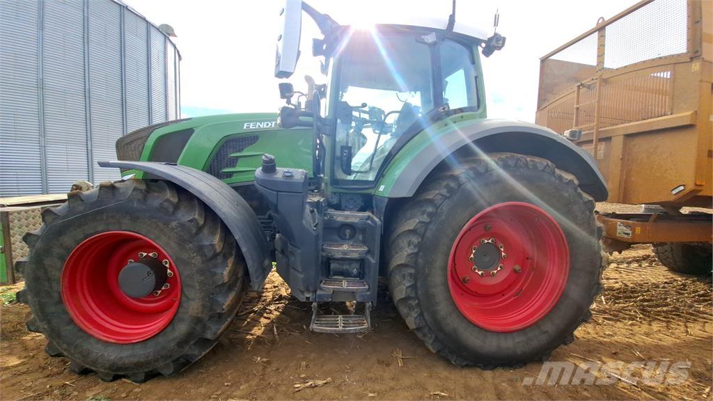 Fendt 828 Tractors