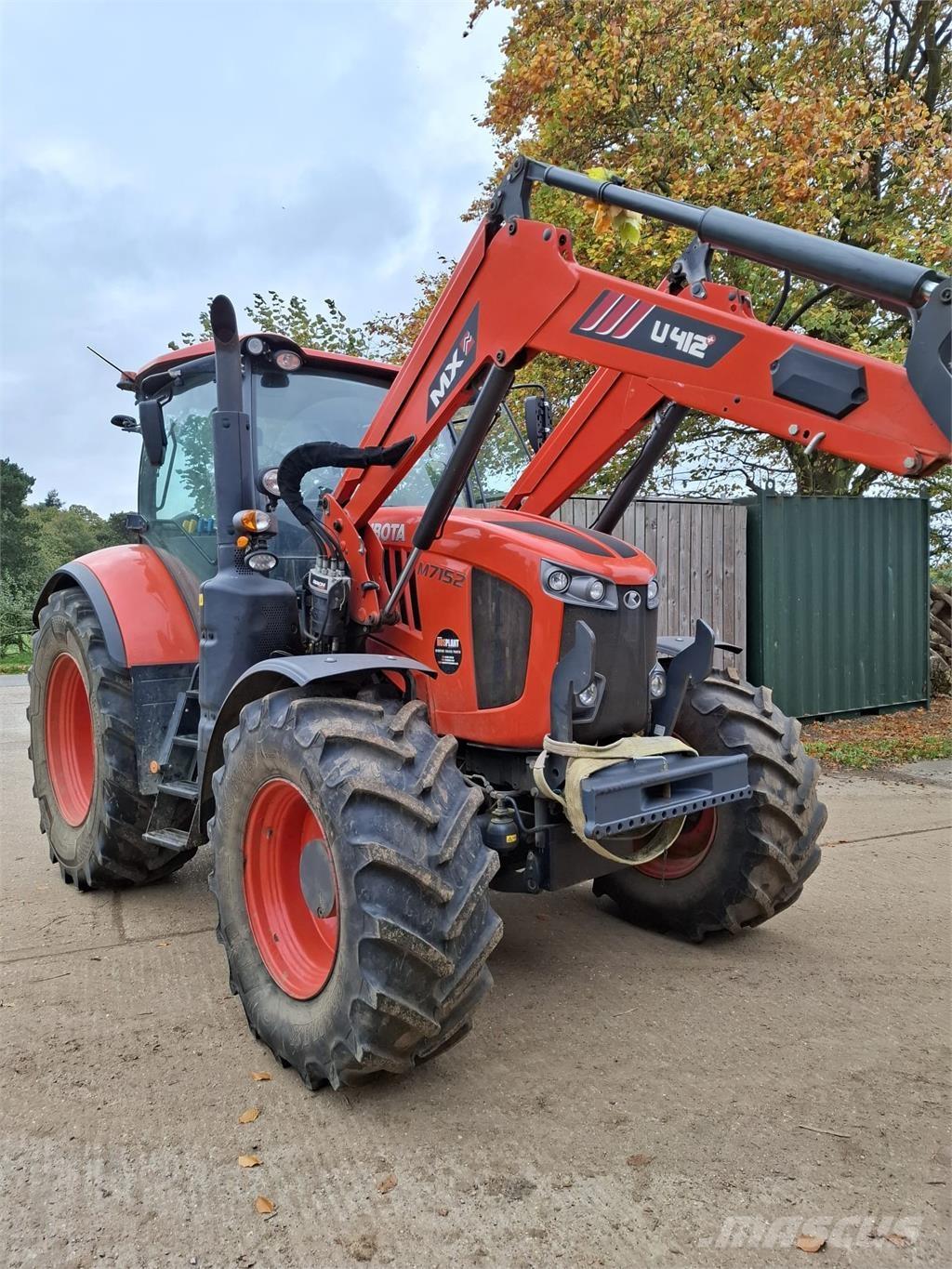 Kubota M7-152 Tractors