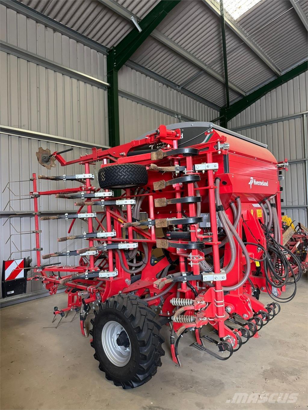 Kverneland 4.8M Agriculture - Others