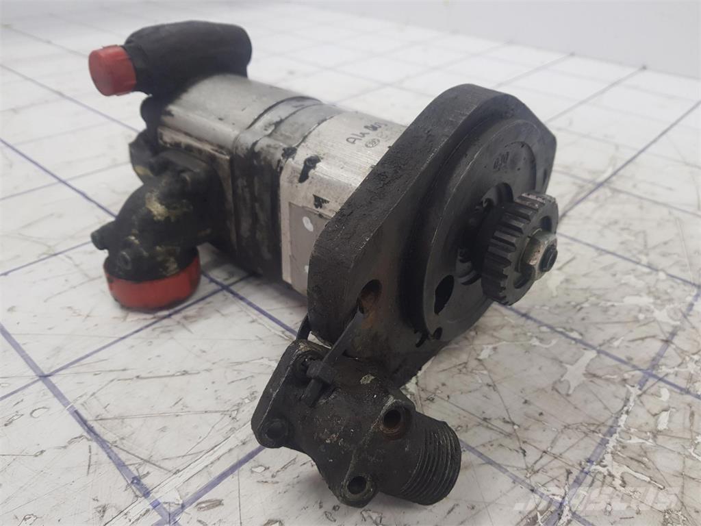Bosch dual gear pump Crane parts and equipment