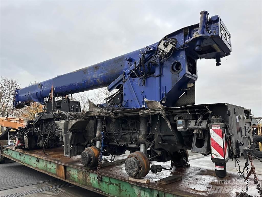 Grove GMK 4090 All terrain cranes