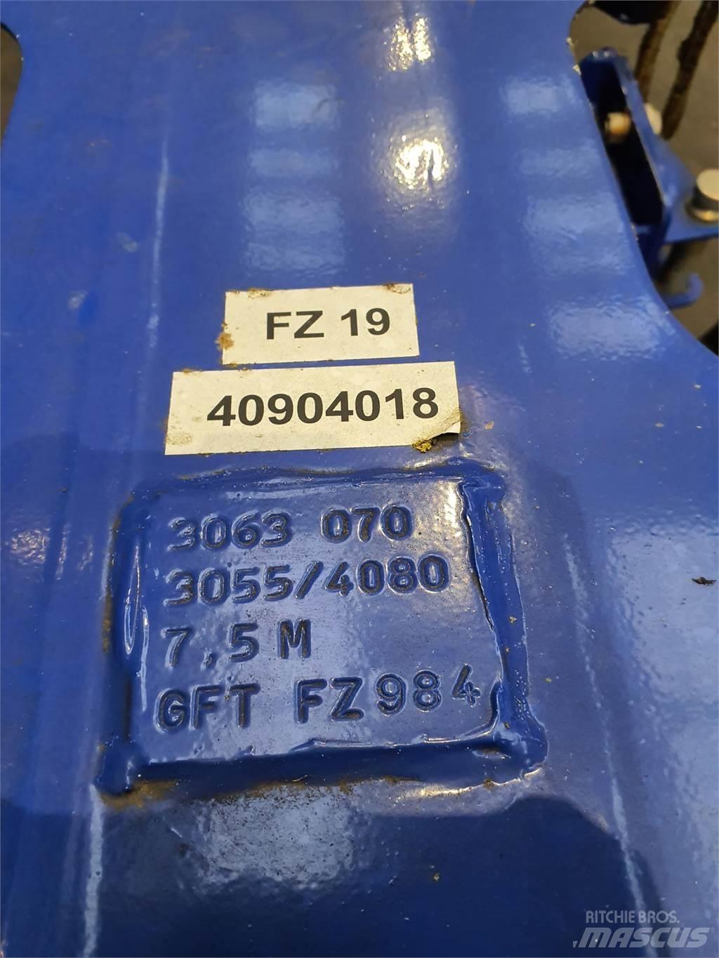Grove GMK 4090 jib Crane parts and equipment