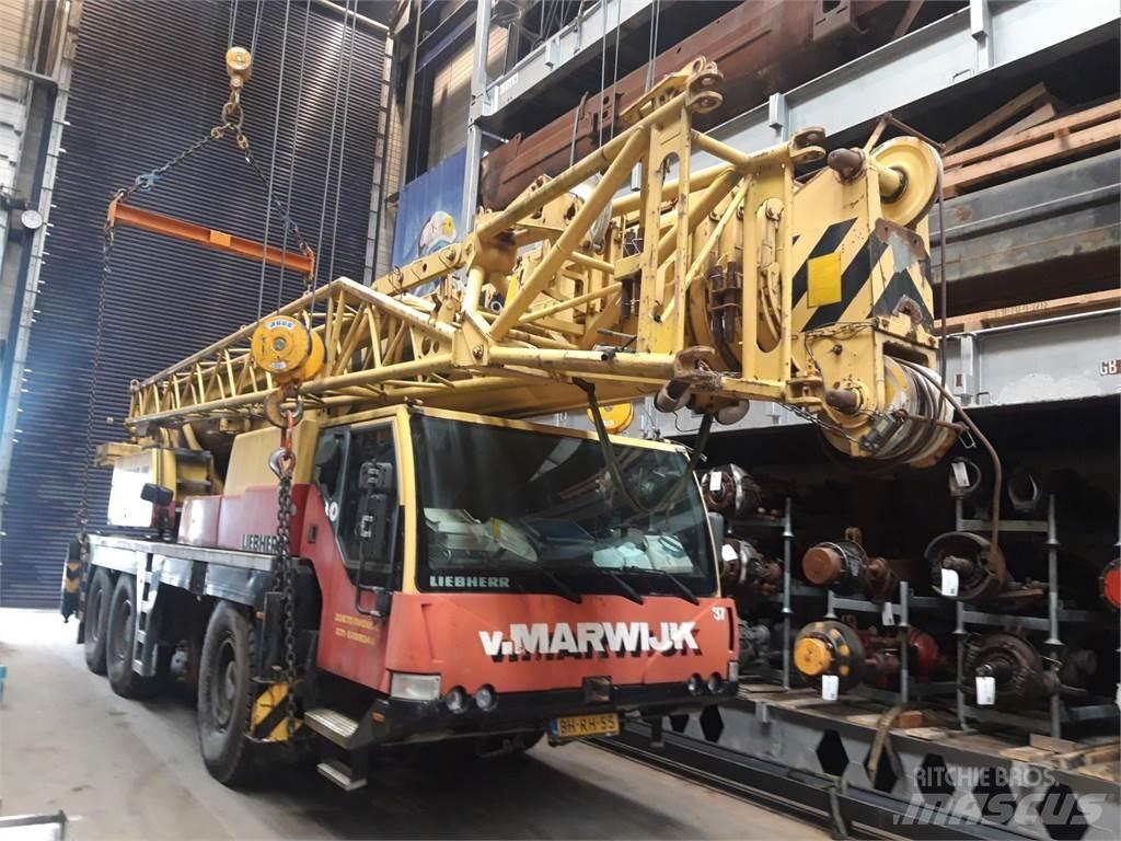 Liebherr LTM 1060-2 All terrain cranes