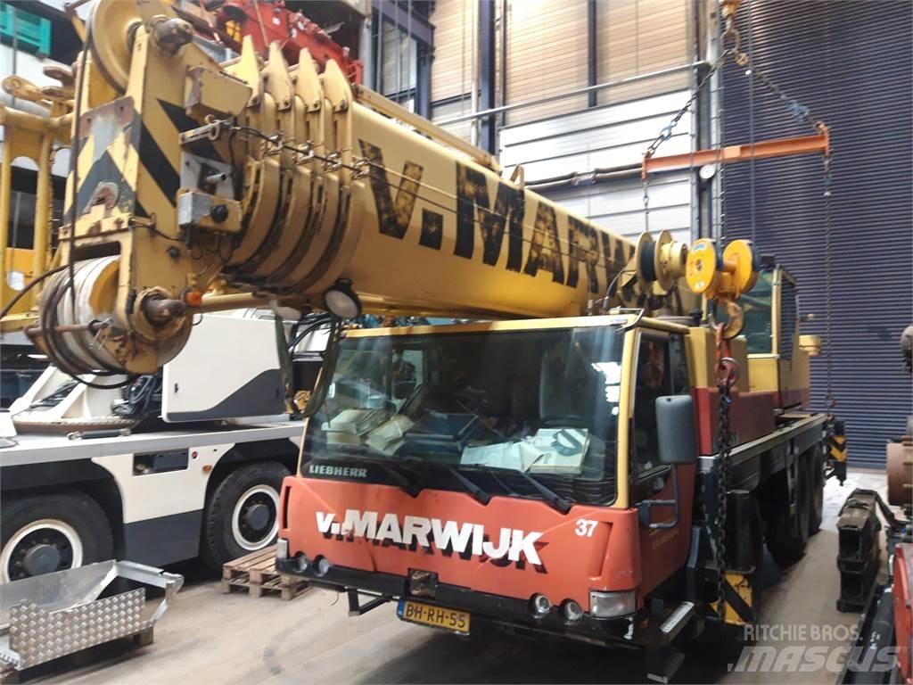 Liebherr LTM 1060-2 All terrain cranes