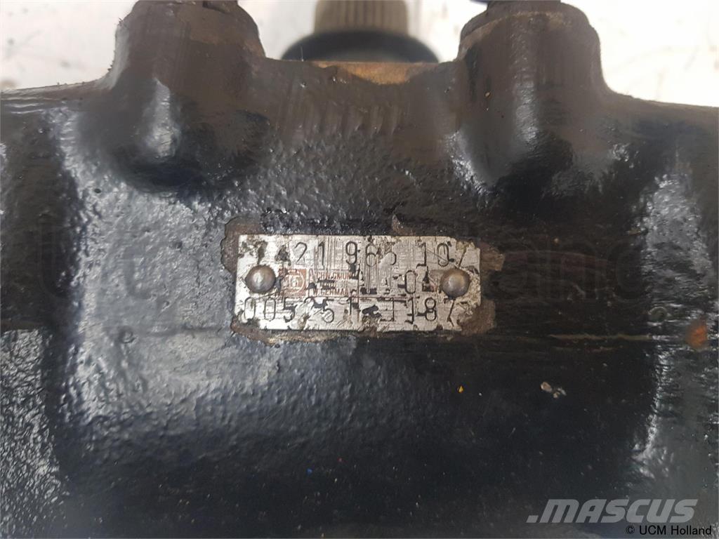 P&H S35 steering box Crane parts and equipment