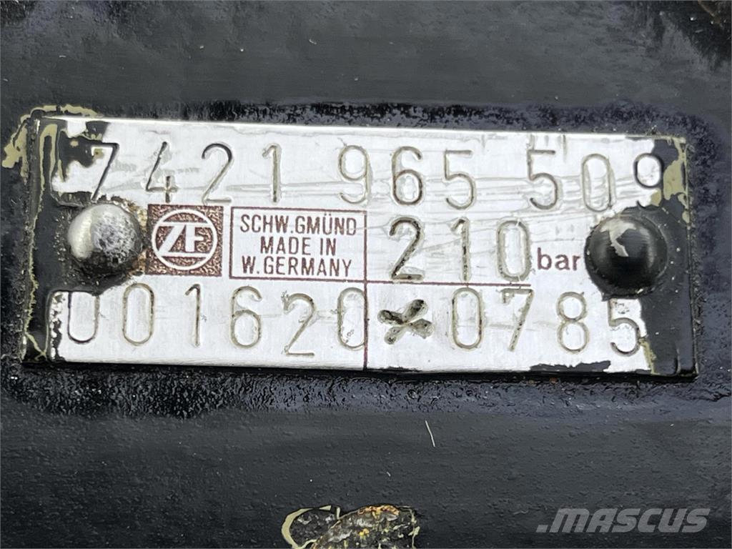  Steering box 210bar Crane parts and equipment