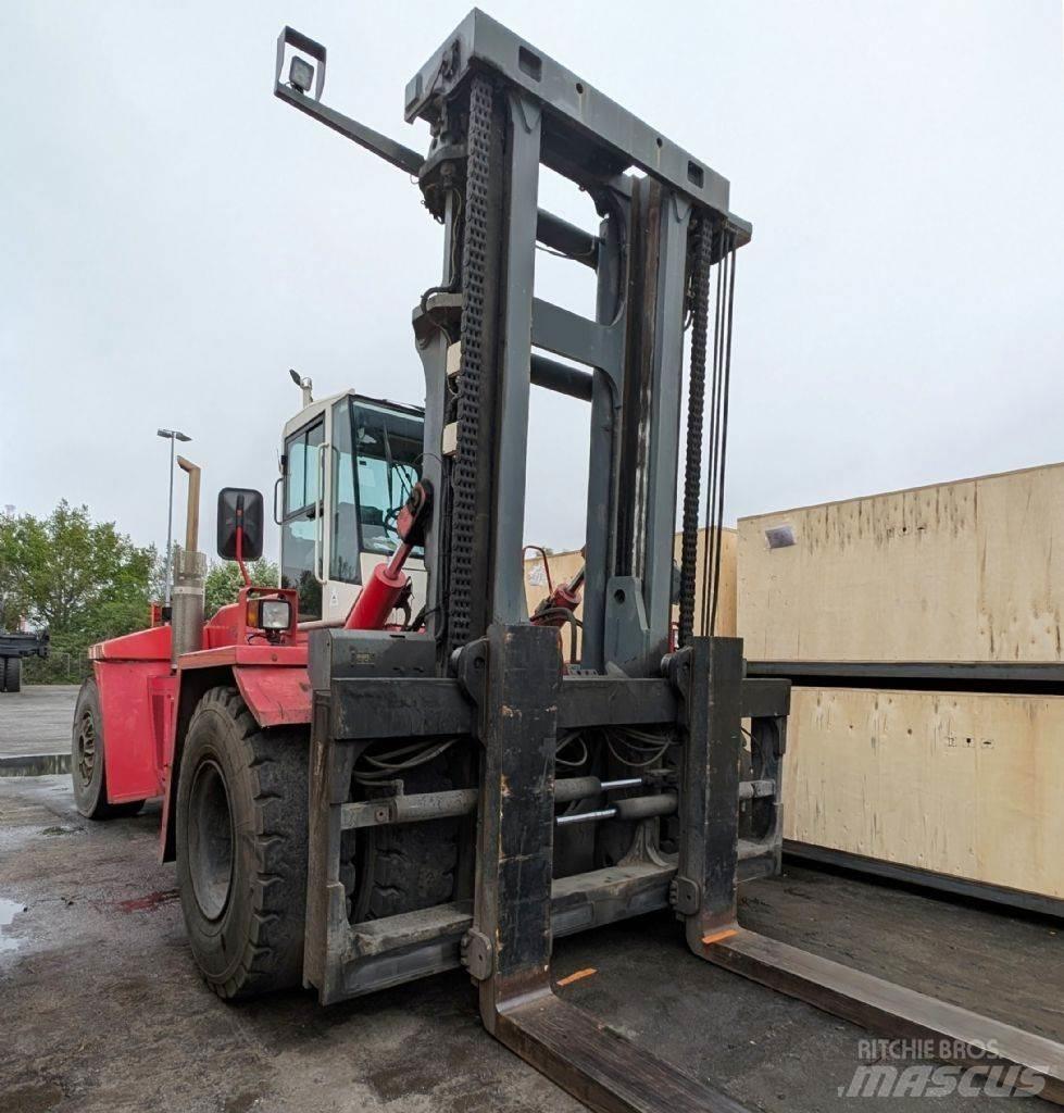 CVS Ferrari F32 Diesel trucks